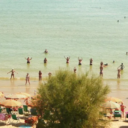 ホテル Narcisi ロゼート・デッリ・アブルッツィ