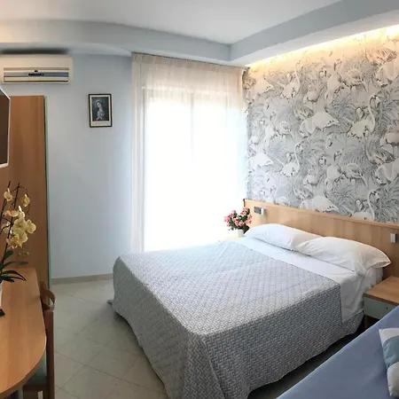 Hotel Narcisi 3*
